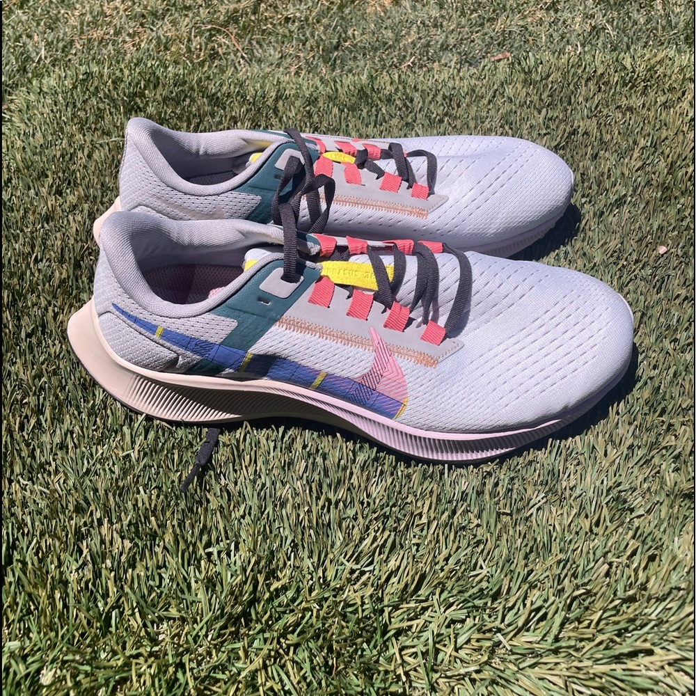 Women’s Nike Zoom Pegasus 38 Premium Running Shoes sz 9.5